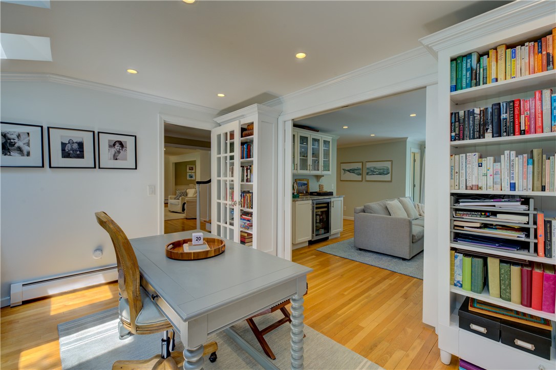22 Pinetop Road Barrington, RI 02806 - Photo 20 of 40