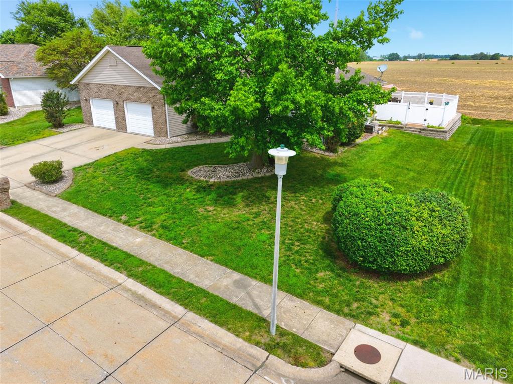 400 Mockingbird Lane Waterloo, IL 62298 - Photo 8 of 74