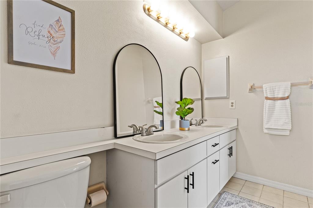 603 Sand Ridge Drive Valrico, FL 33594 - Photo 21 of 45