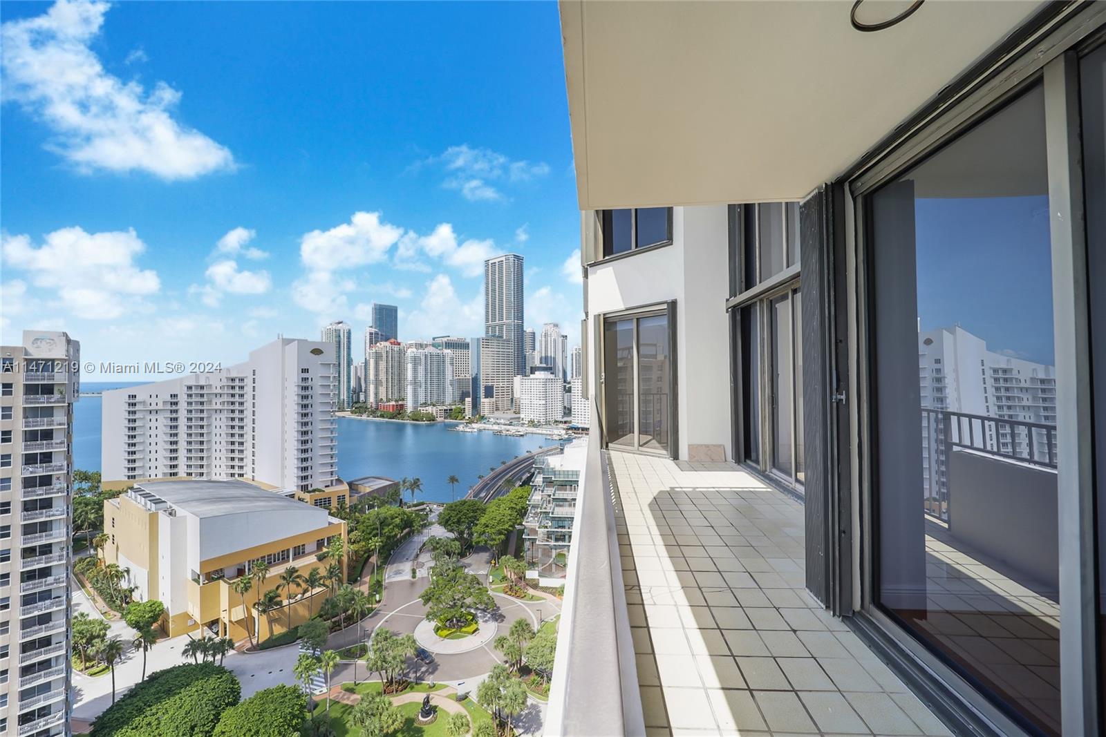 520 Brickell Key Drive, Unit APH13 Miami, FL 33131 - Photo 1 of 13