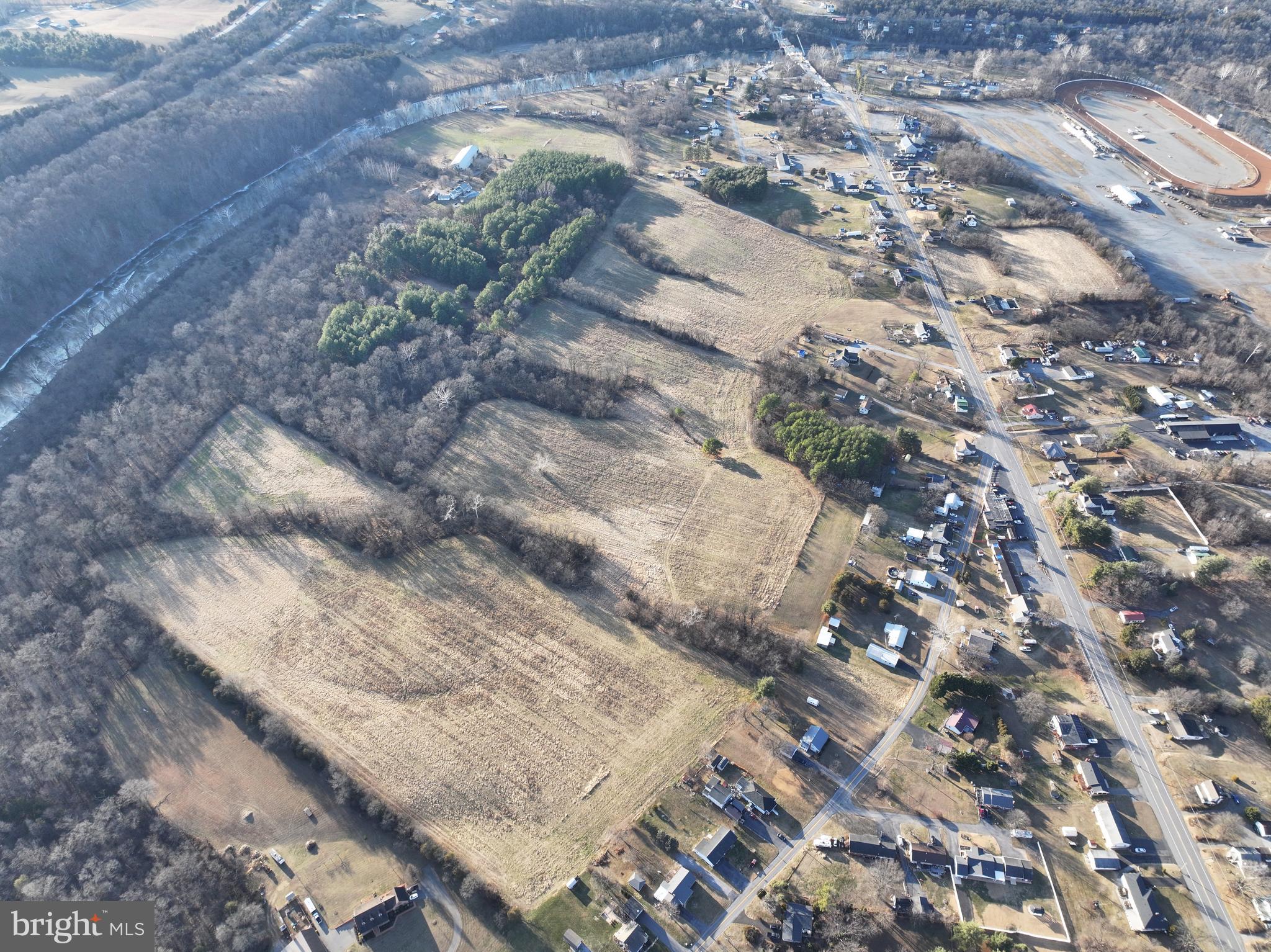 Walnut Point West Hagerstown, MD 21740 - Photo 5 of 42