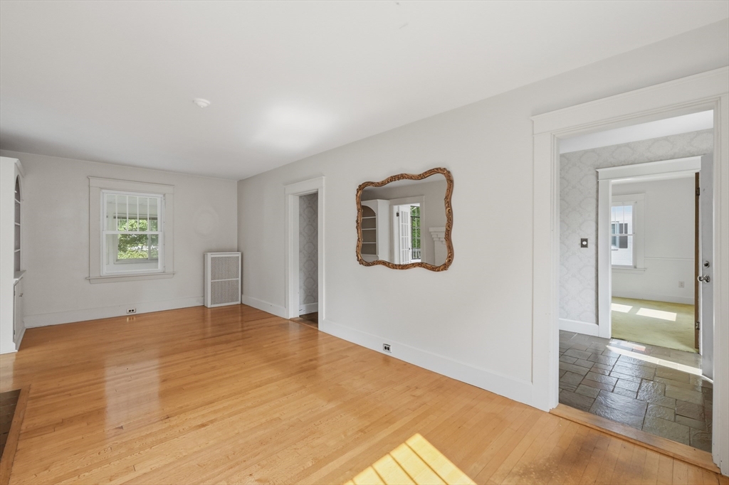 21 Job Cushing Road Shrewsbury, MA 01545 - Photo 7 of 40 Gallery Image 7