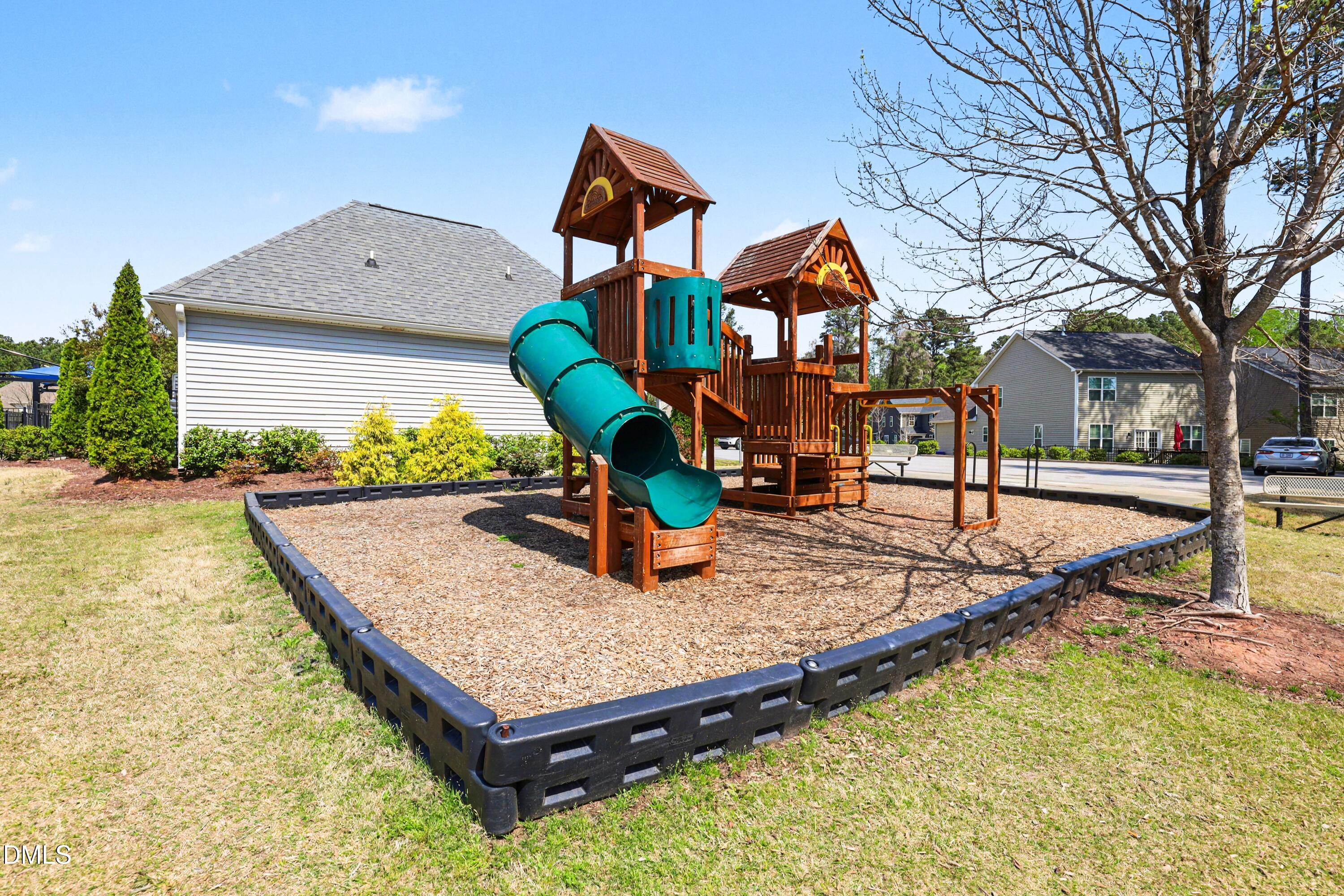 2011 Magnolia Tree Lane Durham, NC 27703 - Photo 55 of 61 027_file_9544
