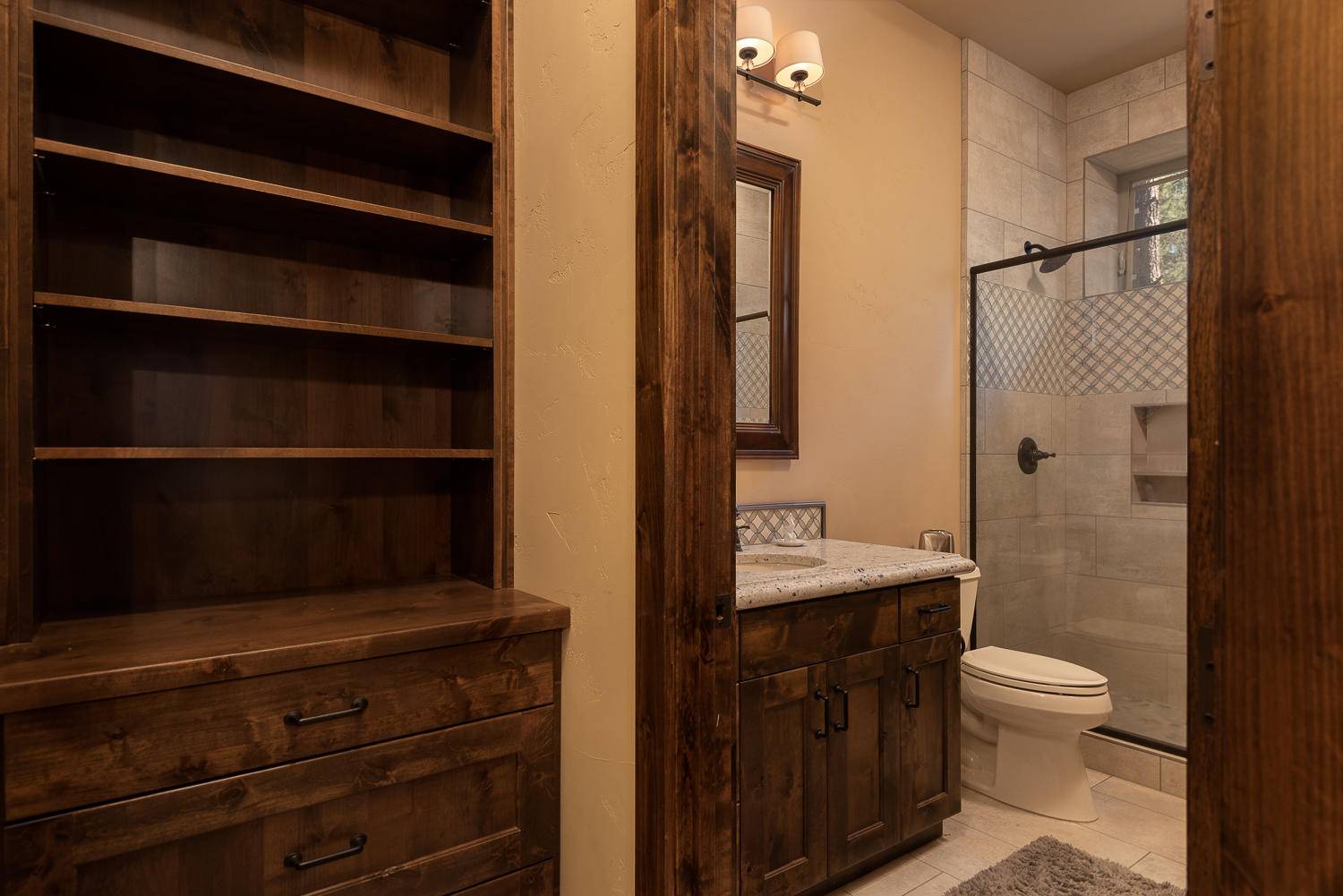 56619 Sunstone Loop Bend, OR 97707 - Photo 14 of 24 Guest Bath 1