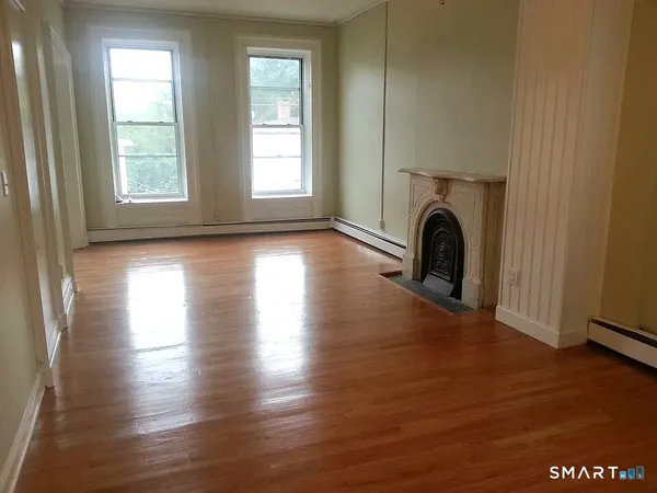 $2,350 | 29 Eld Street, Unit 2, New Haven, CT 06511