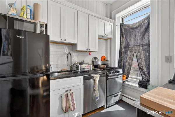 $2,350 | 29 Eld Street, Unit 2, New Haven, CT 06511