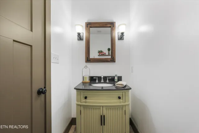 $774,900 | 9187 Old Maynardville Pike, Knoxville, TN 37938