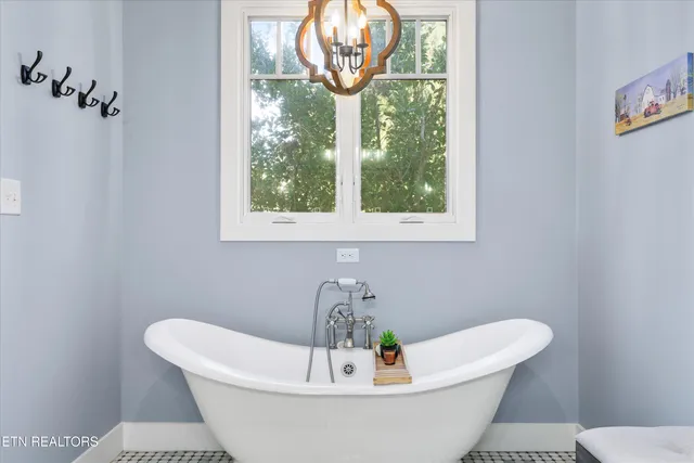 $774,900 | 9187 Old Maynardville Pike, Knoxville, TN 37938