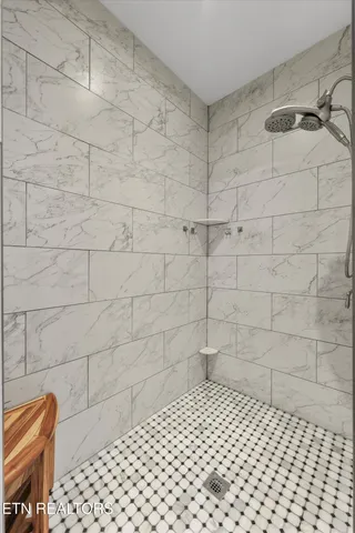 $774,900 | 9187 Old Maynardville Pike, Knoxville, TN 37938