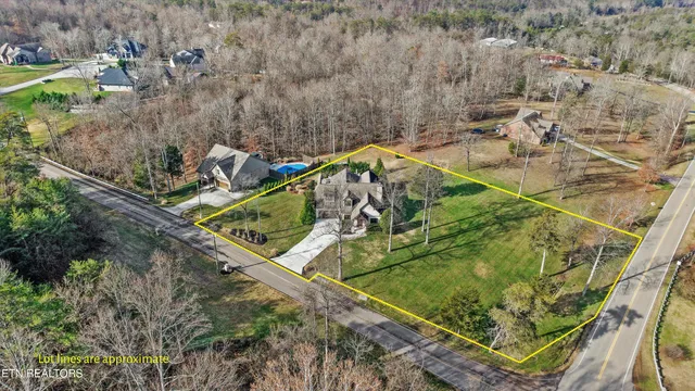 $774,900 | 9187 Old Maynardville Pike, Knoxville, TN 37938