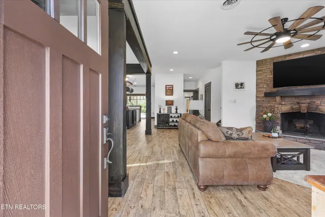 $774,900 | 9187 Old Maynardville Pike, Knoxville, TN 37938