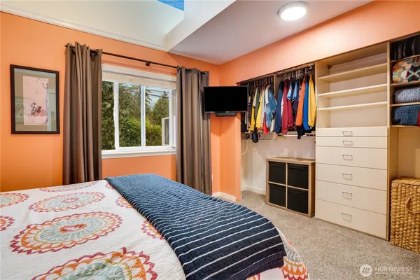 $575,000 | 10319 Midvale Avenue North, Unit A, Seattle, WA 98133