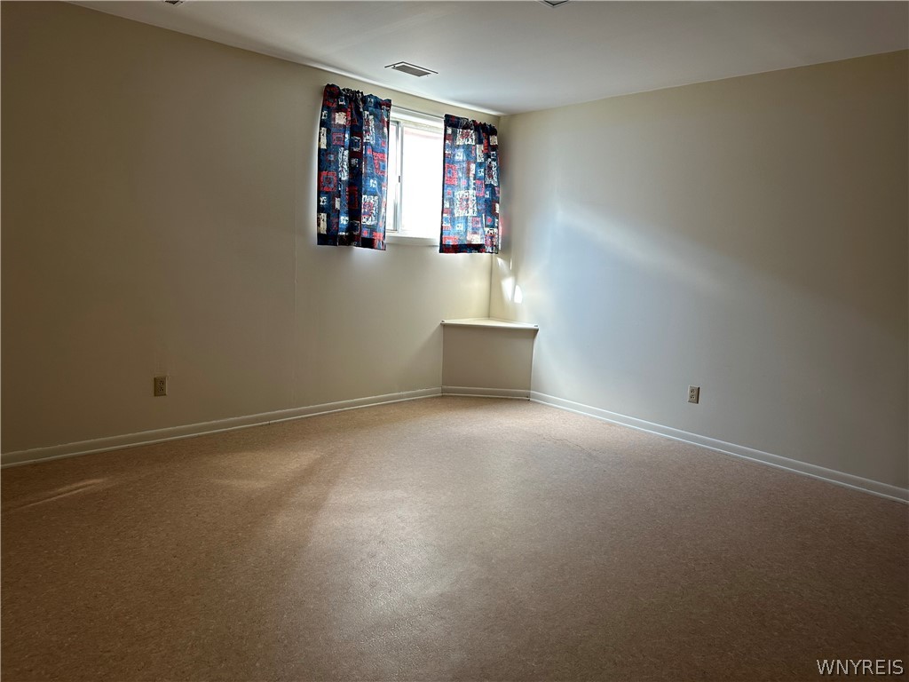 304 Charlesgate Circle Amherst, NY 14051 - Photo 23 of 30