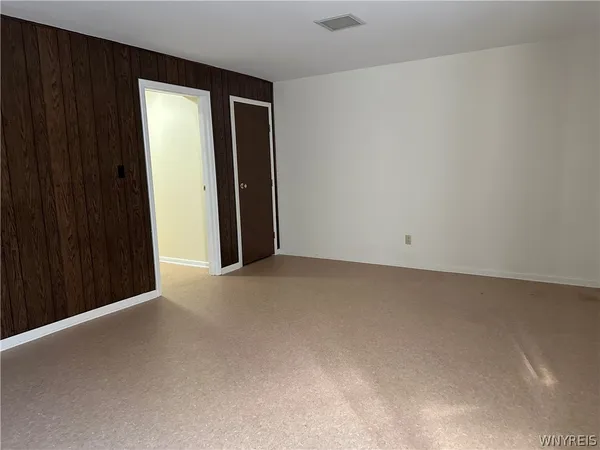 $238,000 | 304 Charlesgate Circle, Amherst, NY 14051