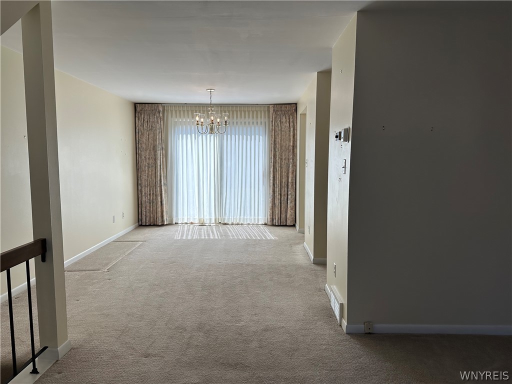 304 Charlesgate Circle Amherst, NY 14051 - Photo 10 of 30