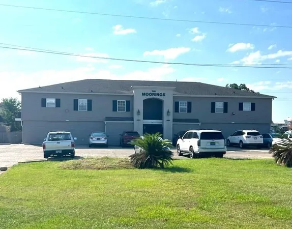 $950 | 4854 Pontchartrain Drive, Unit 17, Slidell, LA 70458