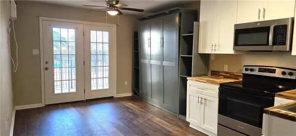 $950 | 4854 Pontchartrain Drive, Unit 17, Slidell, LA 70458