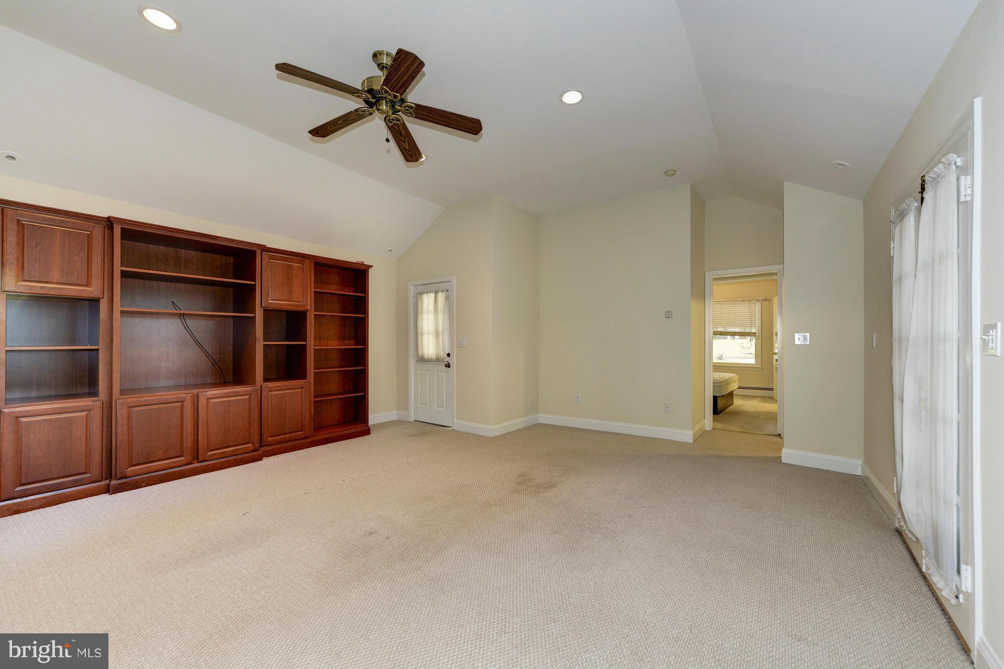 7020 Oak Ridge Road Falls Church, VA 22042 - Photo 2 of 25 Family Room with built in ent center