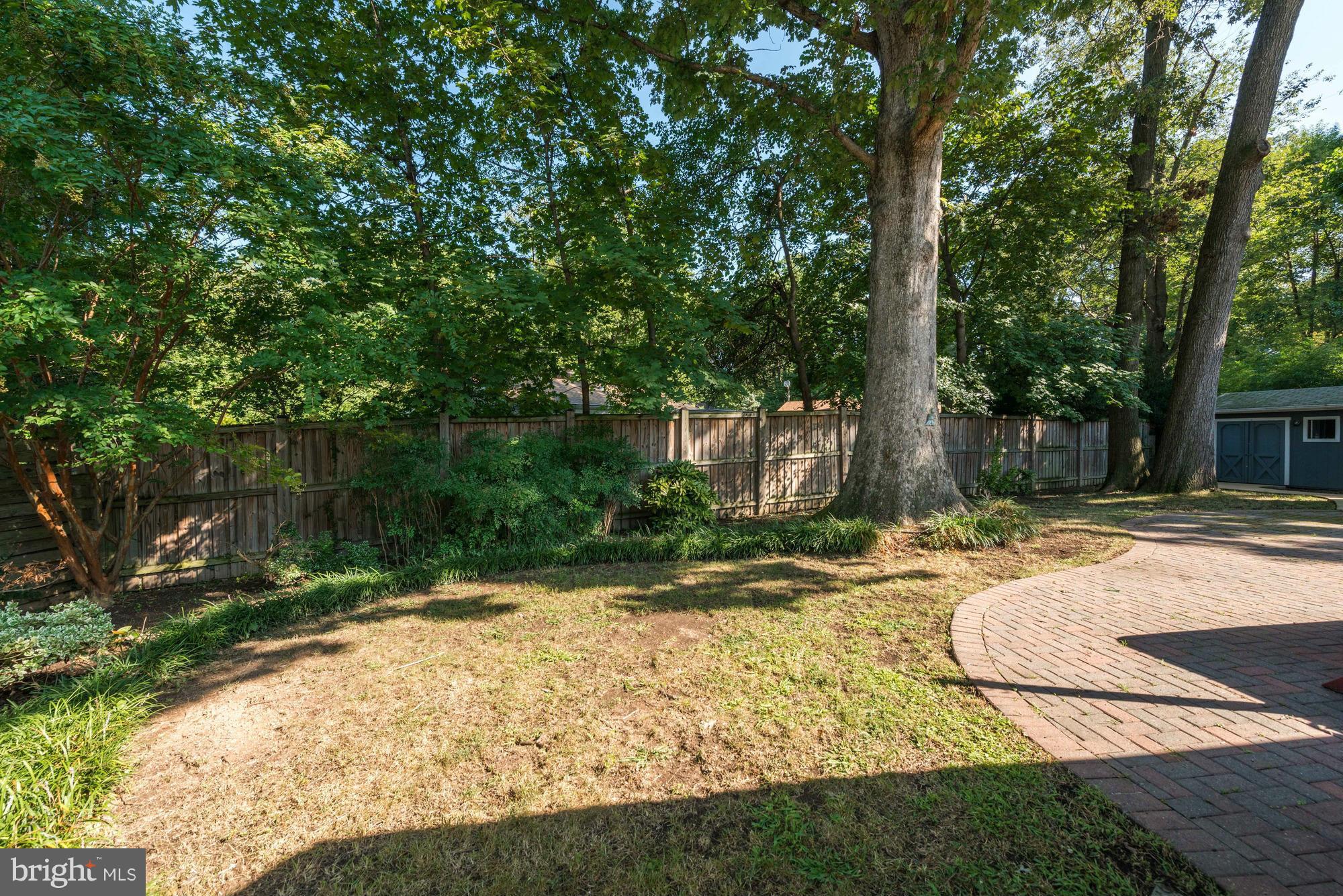 7020 Oak Ridge Road Falls Church, VA 22042 - Photo 22 of 25 Exterior (Rear)