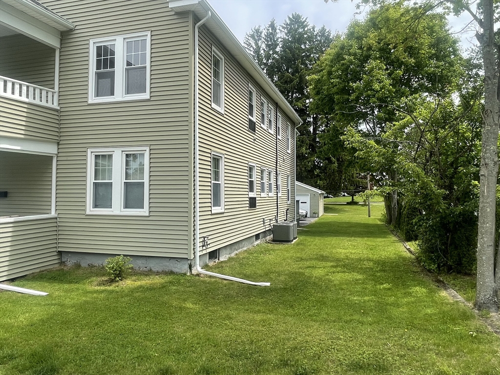 39 Brook Street, Unit 2 Webster, MA 01570 - Photo 4 of 21