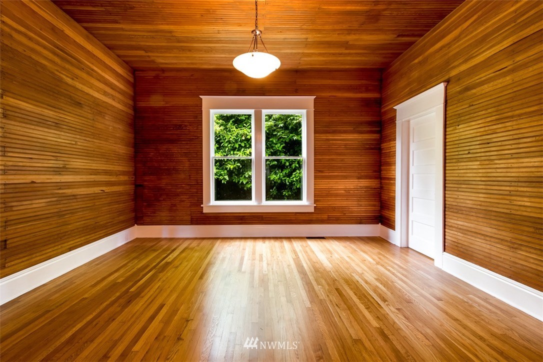 8490 Northeast Beck Road Bainbridge Island, WA 98110 - Photo 15 of 25