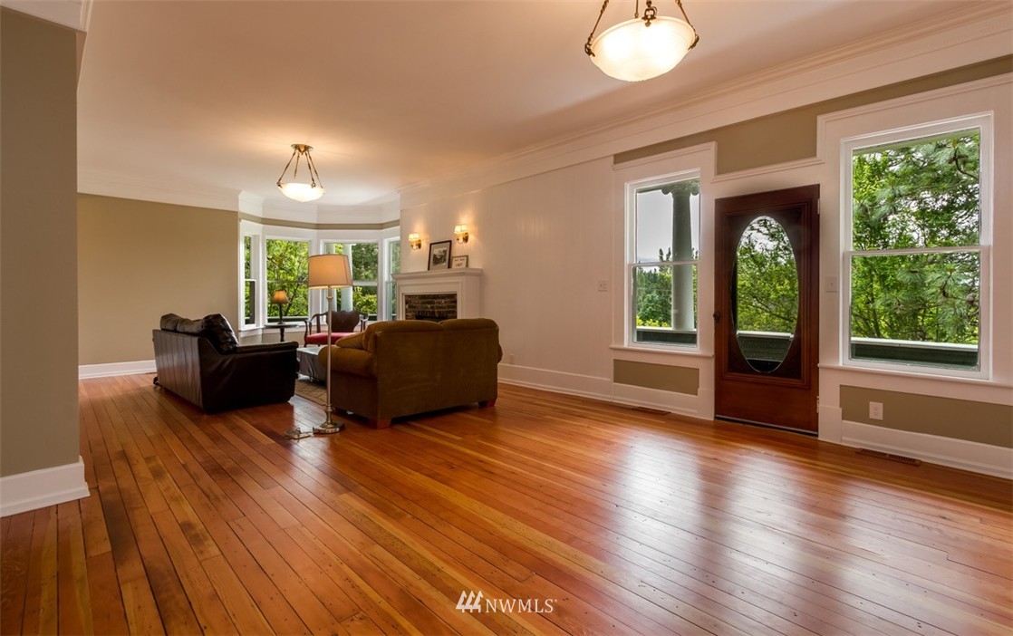 8490 Northeast Beck Road Bainbridge Island, WA 98110 - Photo 8 of 25