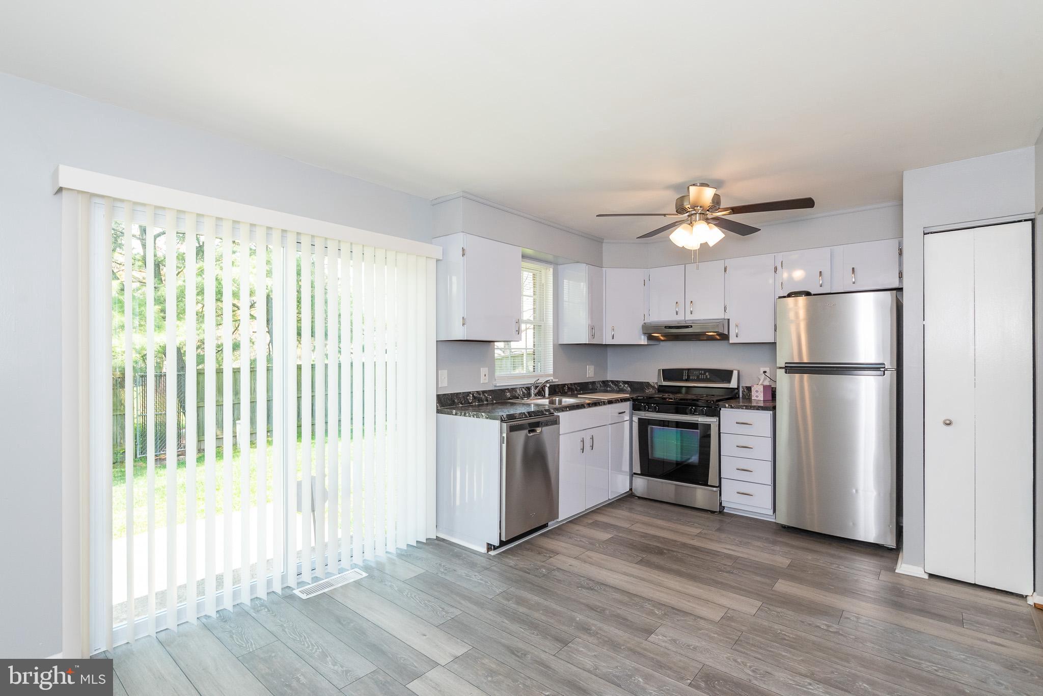 37 Cardor Court Baltimore, MD 21236 - Photo 13 of 46 Kitchen