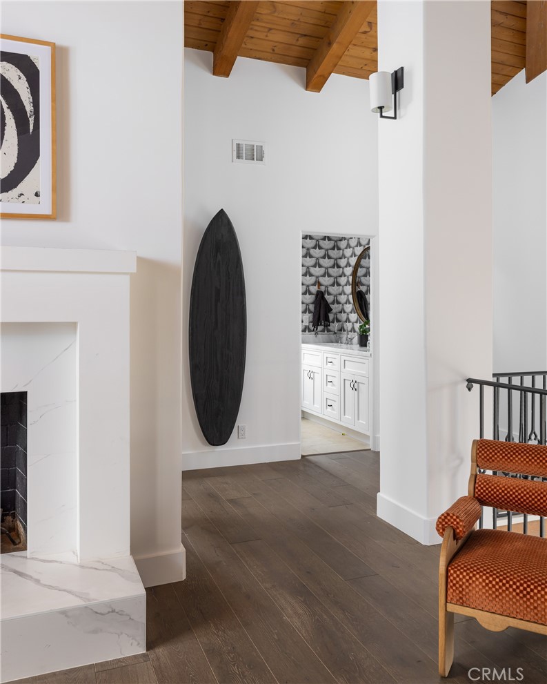 419 Signal Road Newport Beach, CA 92663 - Photo 15 of 32 a view of a livingroom with wooden floor and a sink