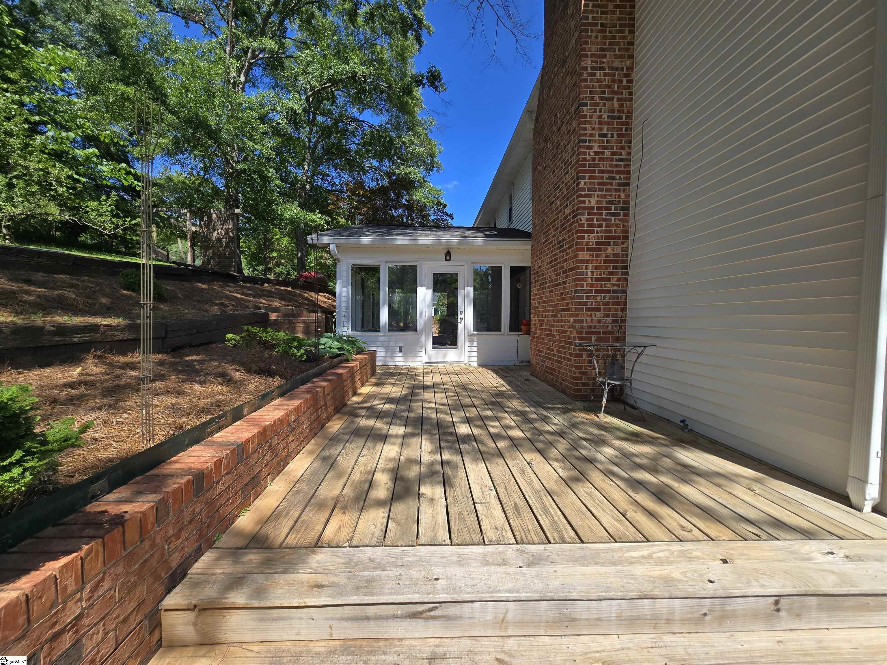 1706 East Saluda Lake Road Greenville, SC 29611 - Photo 7 of 23