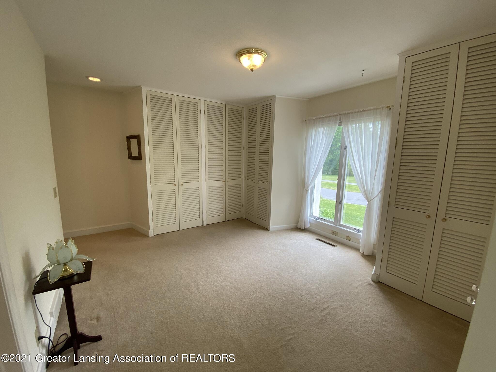 13583 Woodbury Road Haslett, MI 48840 - Photo 36 of 78 IMG_5098