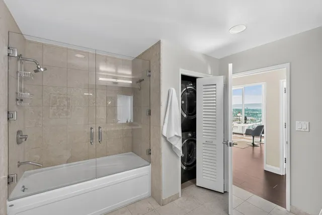 $1,650,000 | 38 North Almaden Boulevard, Unit 2001, San Jose, CA 95110