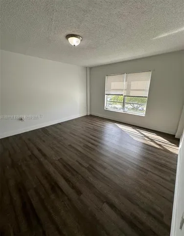 $114,500 | 4164 Inverrary Drive, Unit 406, Lauderhill, FL 33319