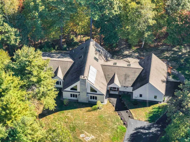 $1,198,900 | 156 Piscassic Road, Newfields, NH 03856