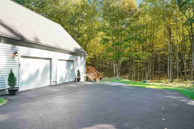 $1,298,900 | 156 Piscassic Road, Newfields, NH 03856