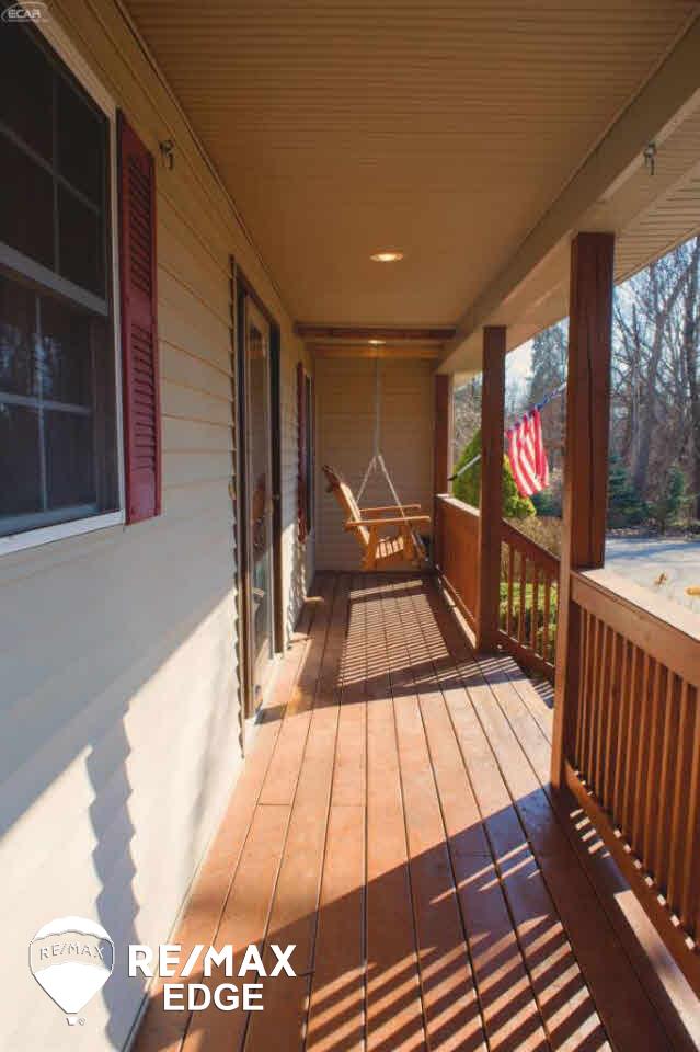 7681 South Eston Road Clarkston, MI 48348 - Photo 4 of 38 21268383-3.JPG