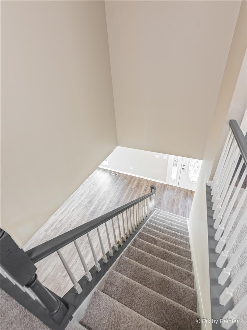 2004 Clematis Drive Algonquin, IL 60102 - Photo 26 of 44 a view of entryway