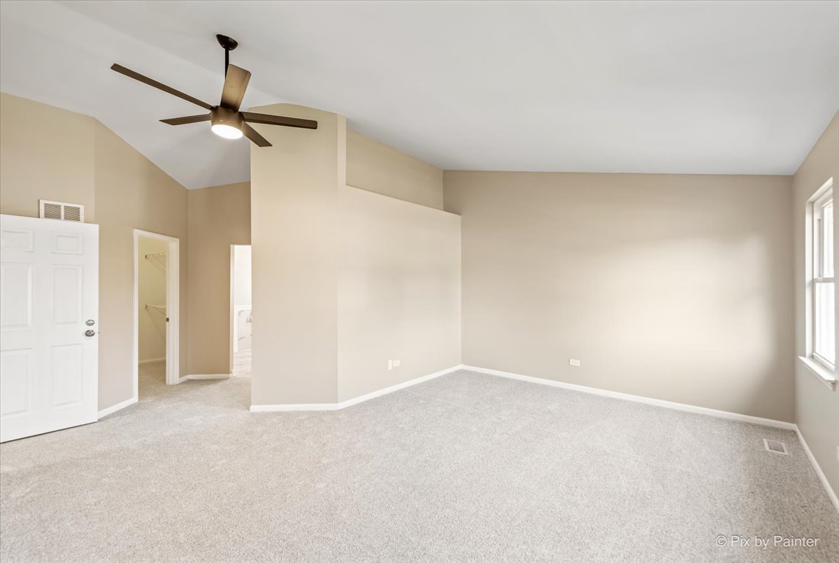 2004 Clematis Drive Algonquin, IL 60102 - Photo 7 of 44 a view of an empty room