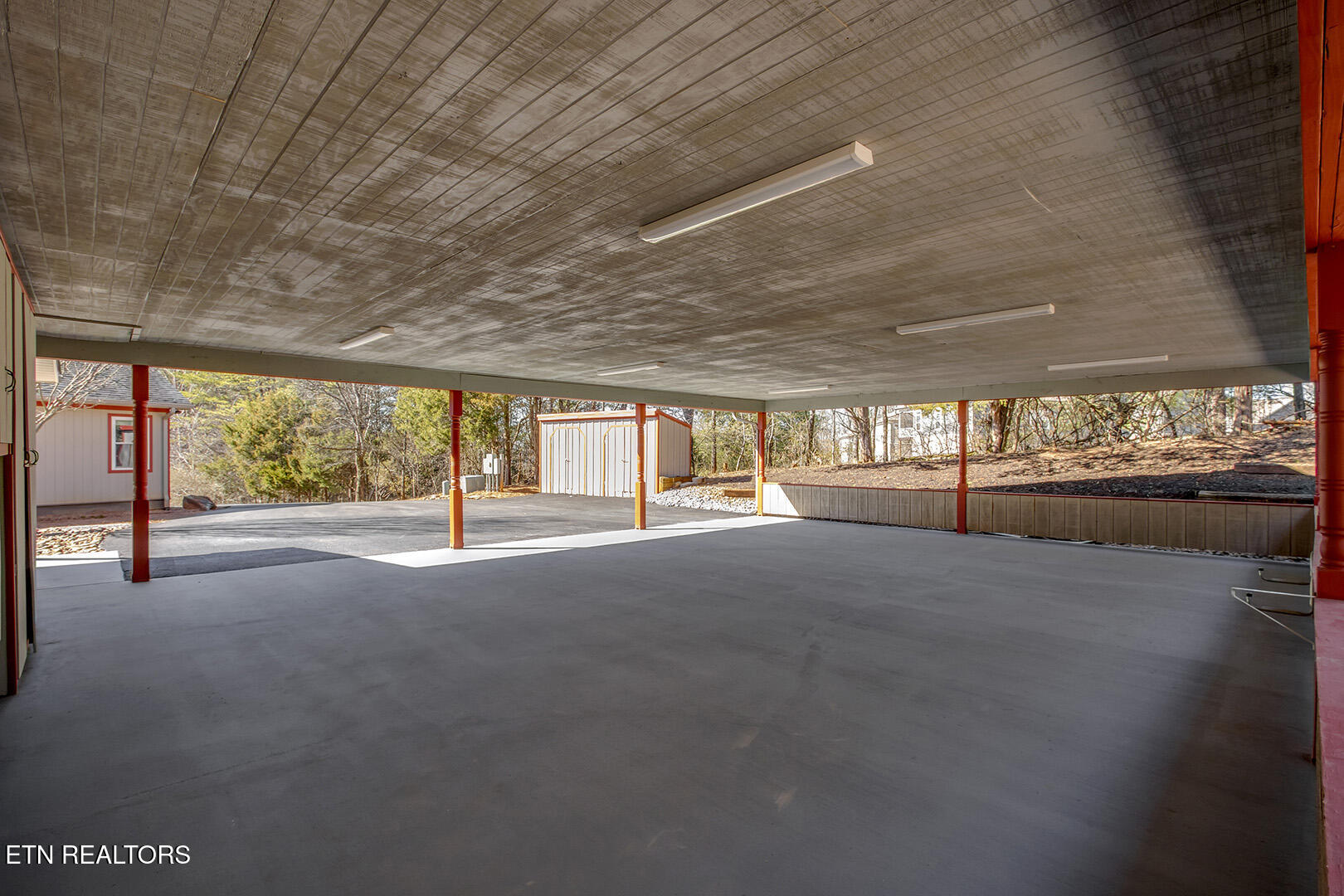 2001 Beals Chapel Road Lenoir City, TN 37772 - Photo 45 of 60 45_BealsChapelRoad_2001_GH_Carport01