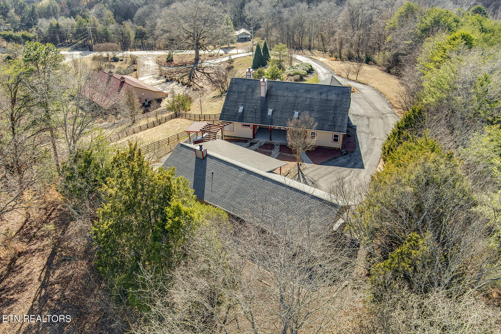 2001 Beals Chapel Road Lenoir City, TN 37772 - Photo 53 of 60 53_BealsChapelRoad_2001_BackRightElevate