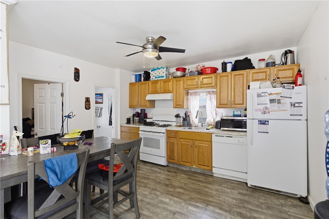 46 Lilac Street Pawtucket, RI 02860 - Photo 6 of 27