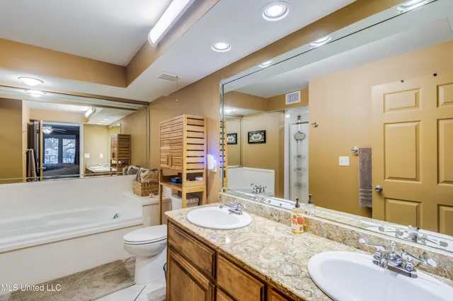 $299,000 | 2046 Beach Boulevard, Unit A328, Biloxi, MS 39531