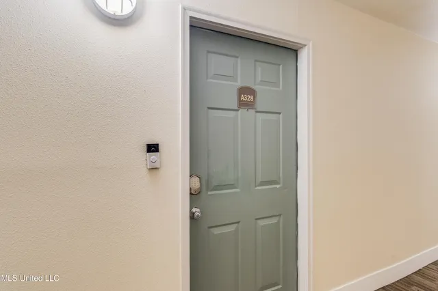 $299,000 | 2046 Beach Boulevard, Unit A328, Biloxi, MS 39531