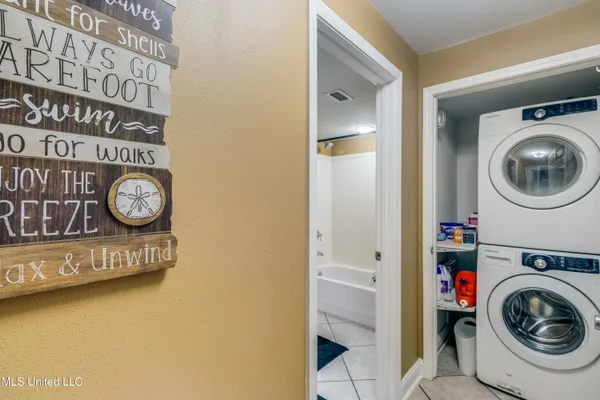 $299,000 | 2046 Beach Boulevard, Unit A328, Biloxi, MS 39531