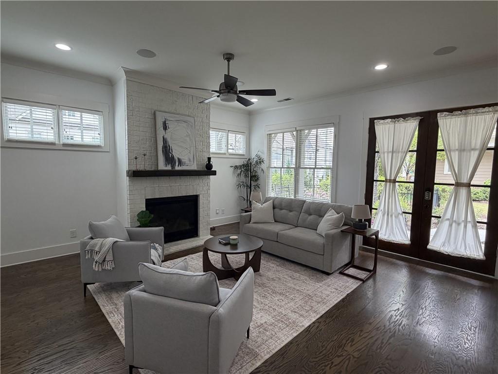 979 Azalee Hester Wharton Way Atlanta, GA 30318 - Photo 6 of 18