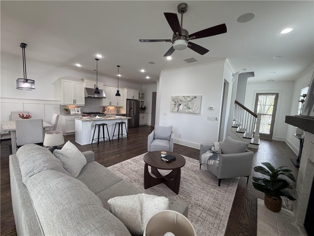 979 Azalee Hester Wharton Way Atlanta, GA 30318 - Photo 9 of 18