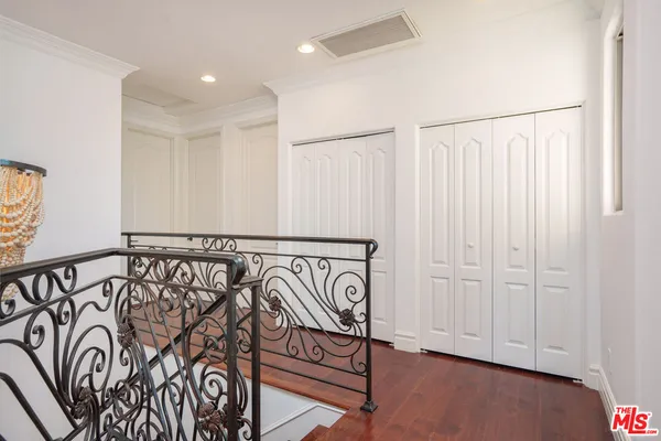 $1,665,000 | 2005 Robinson Street, Unit B, Redondo Beach, CA 90278