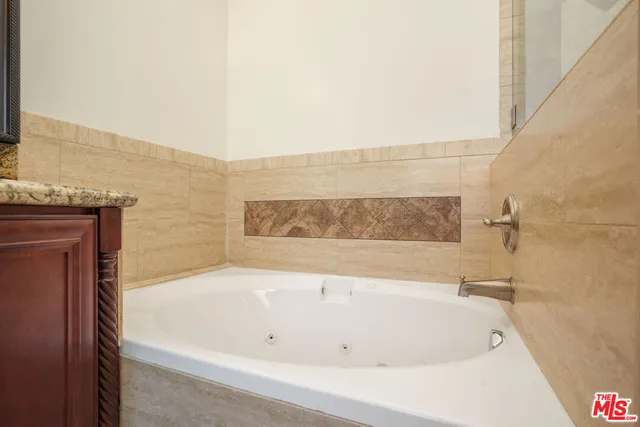 $1,780,000 | 2005 Robinson Street, Unit B, Redondo Beach, CA 90278