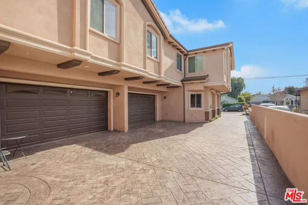 $1,665,000 | 2005 Robinson Street, Unit B, Redondo Beach, CA 90278