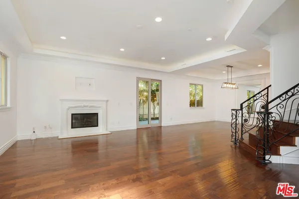 $1,665,000 | 2005 Robinson Street, Unit B, Redondo Beach, CA 90278