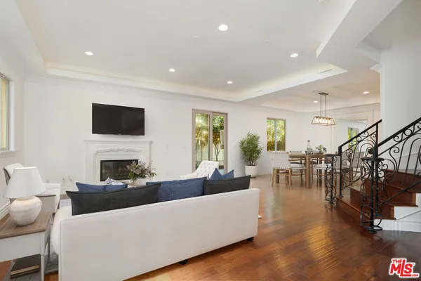 $1,665,000 | 2005 Robinson Street, Unit B, Redondo Beach, CA 90278